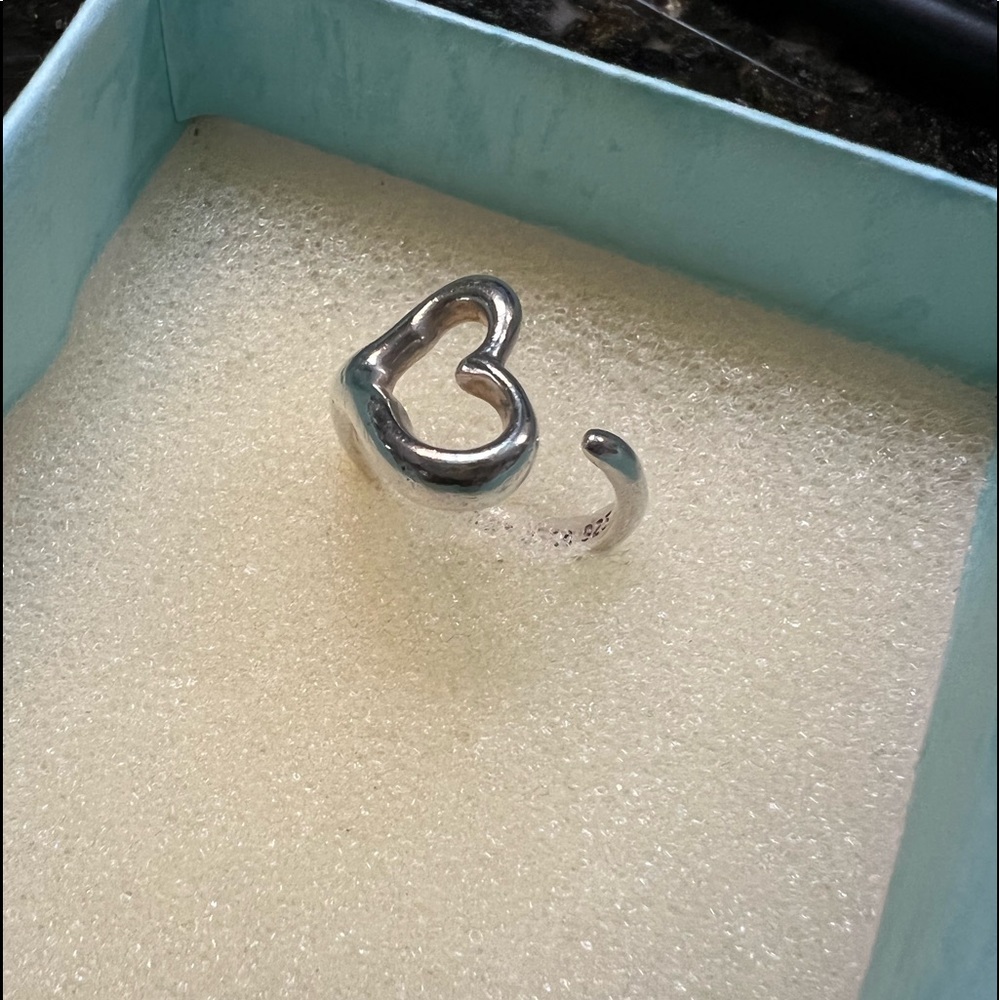 TIFFANY & CO. Ring